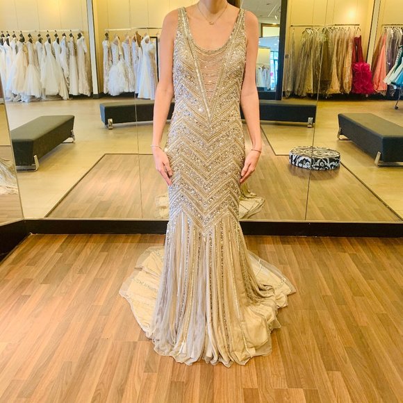 Gold Fully beaded gown with silver v insert - Picture 1 of 2